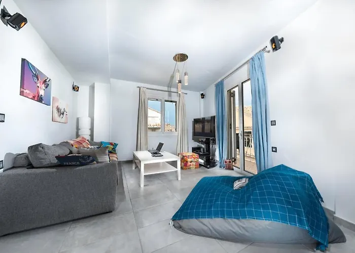 ★modern In Corfu Old Town★ Appartamento